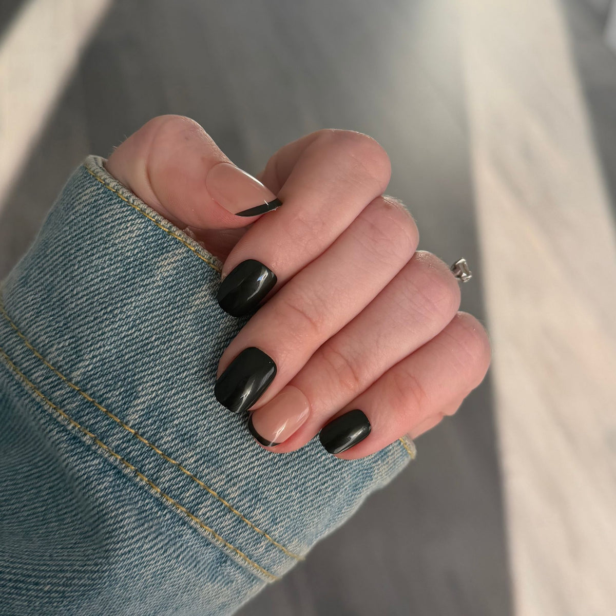 Alexandra | Extra Short