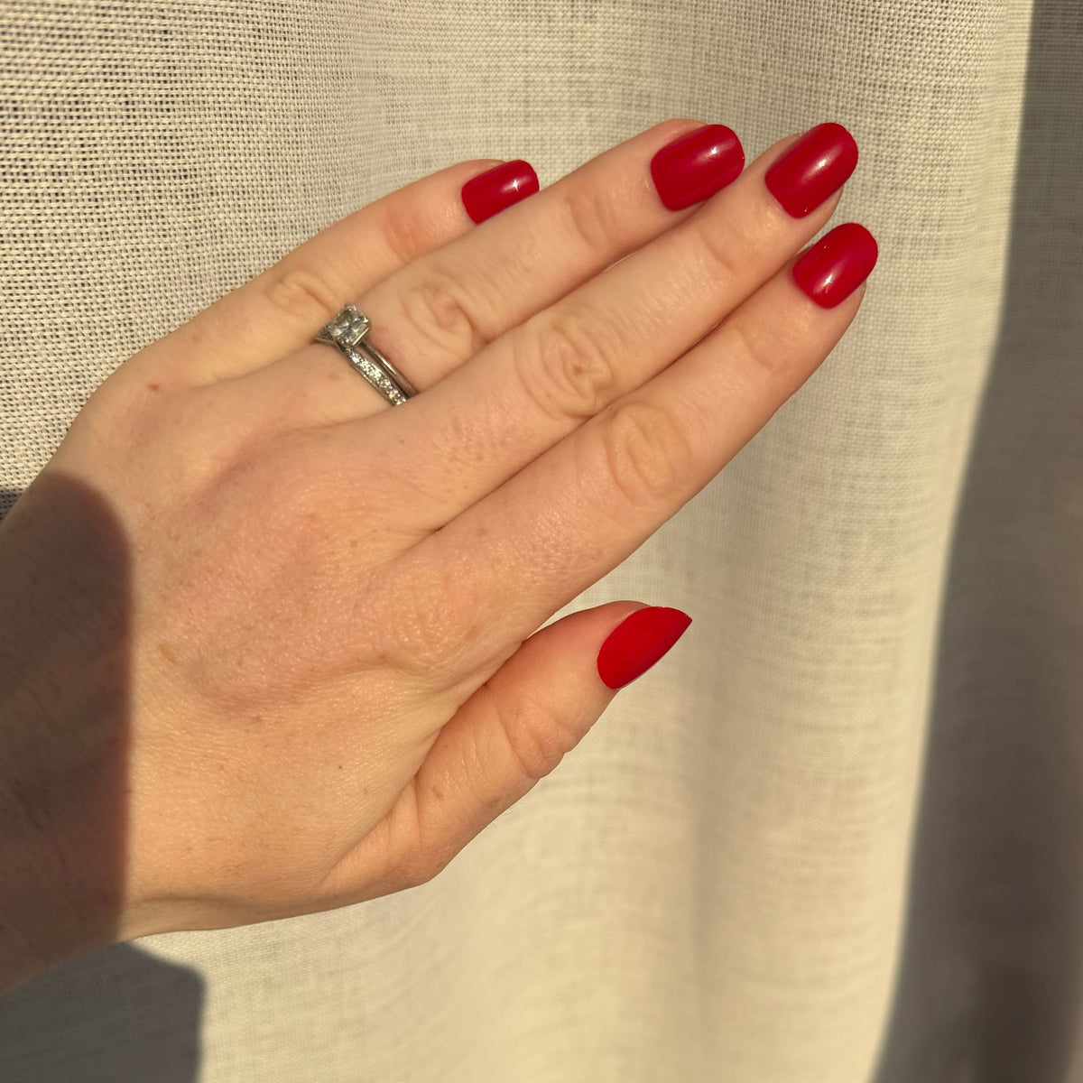 Emily | Red Extra Short